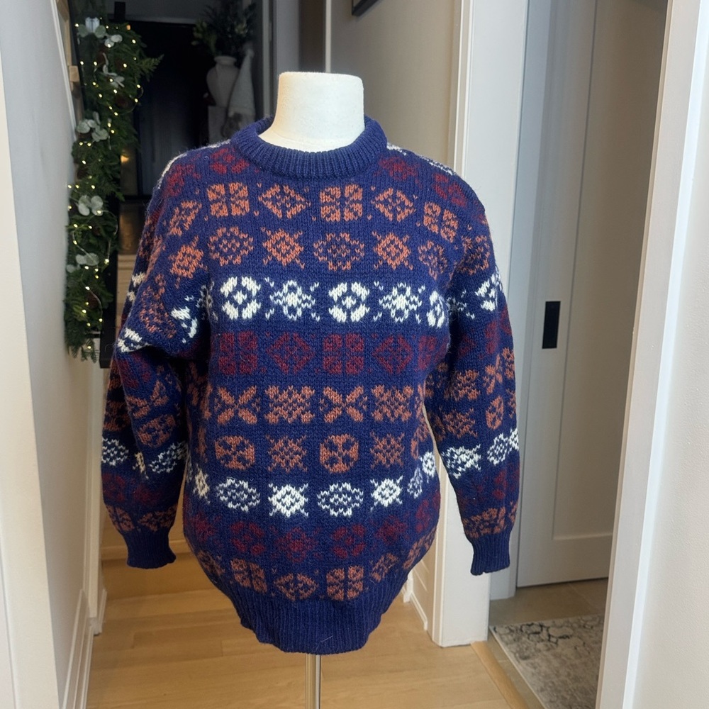 Vintage Eaton Attitude 100% Pure Virgin Wool Fair Isle Sweater Navy Multi Size L